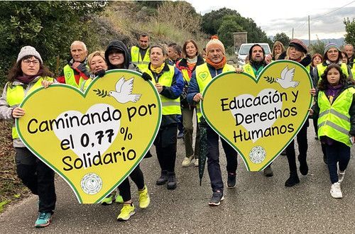 Marcha Cantabria Solidaria por el 0,77%,  el sábado día 11,