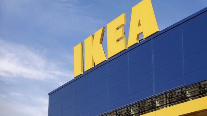 IKEA tiene enchufes inteligentes, sensores de presencia y bombillas LED rebajados a precios de risa
