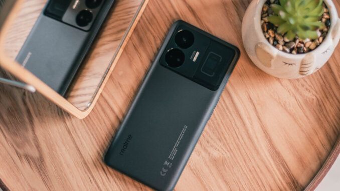 Realme GT 3, análisis: no solo se carga en menos de 10 minutos. También es una bestia bien domada