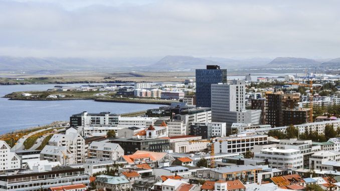 Islandia lleva años luchando para que su idioma no se extinga. Ahora ha encontrado una solución: GPT-4