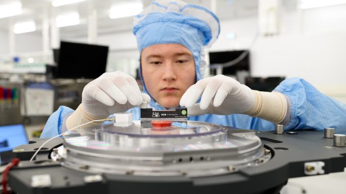 China recibe otro palo monumental: sus gurús de los chips caen fulminados por la autoridad anticorrupción