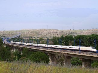 Renfe se ha topado con un problema centenario en sus planes de expansión hacia Europa: Francia