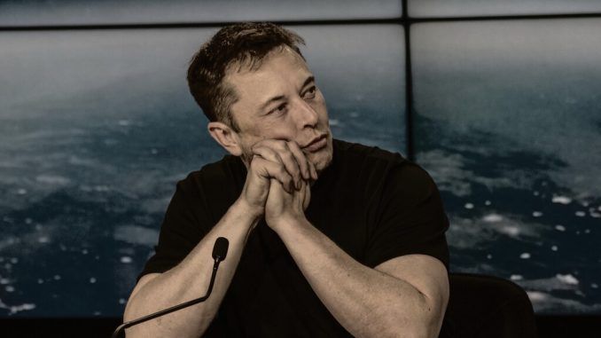 Elon Musk compró Twitter por 44.000 millones de dólares. Ya no vale ni la mitad (según él mismo)