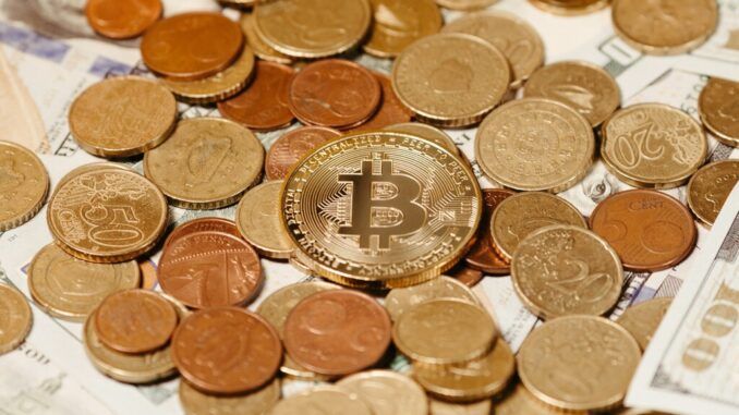 Hacienda tiene claro cómo debe perseguir el fraude en 2023: siguiendo el rastro de las criptomonedas