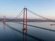 2.023 metros sobre el mar sin un solo punto de apoyo: el puente récord que conecta Asia y Europa