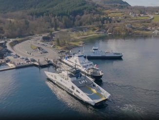 Noruega ha estrenado el primer ferri propulsado por hidrógeno líquido. Es un paso de gigante para el sector