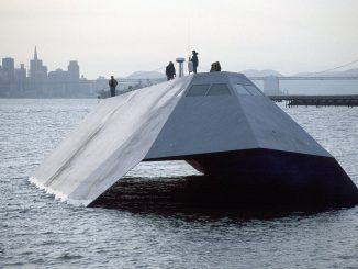 La historia del Sea Shadow, el buque «furtivo» que quiso ser la joya naval de EEUU y acabó en un rotundo fiasco