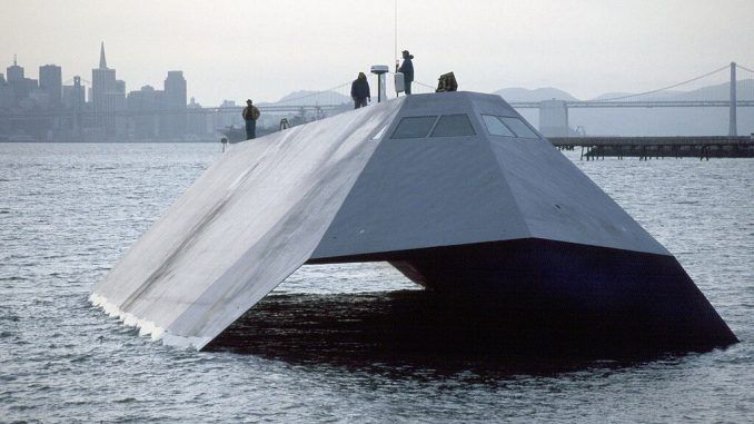 La historia del Sea Shadow, el buque «furtivo» que quiso ser la joya naval de EEUU y acabó en un rotundo fiasco