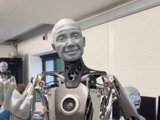 Le han preguntado a un robot cuál ha sido el día más triste de su vida y su respuesta es increíble, pero tiene truco