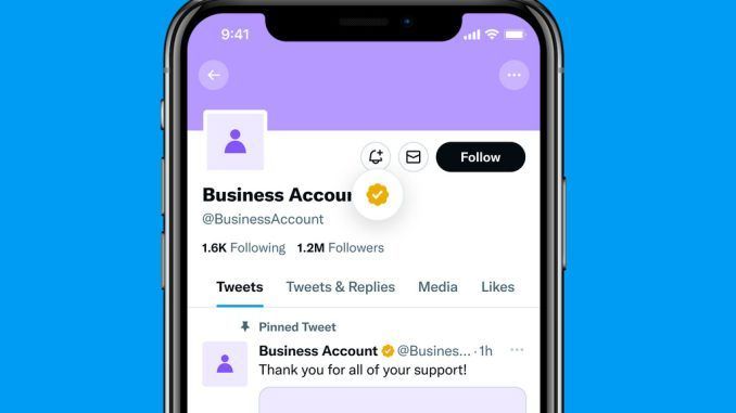 Twitter cobrará 1.000 dólares al mes a las empresas por el check azul, según el NYT (pero tiene algo de truco)