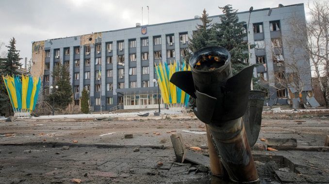 En 1991 Ucrania tenía el tercer mayor arsenal nuclear. Lo cedió a cambio de que Rusia respetara sus fronteras