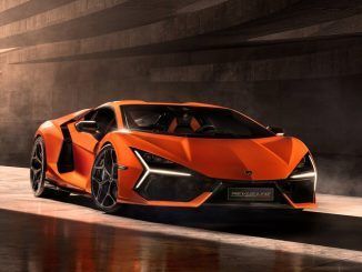 El Lamborghini Revuelto es un V12 híbrido con tres motores eléctricos. No es raro: es el futuro del superdeportivo