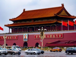 Curvas en la guerra tecnológica con EEUU: China refuerza el contraespionaje en los sectores de IA y chips