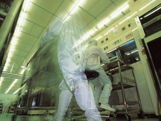 La ofensiva de China ha empezado: una de sus joyas de los chips busca reforzarse con 1.400 millones de dólares