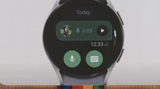 WhatsApp tendrá una app independiente para Wear OS que permitirá desde grabar mensajes de voz hasta recibir llamadas