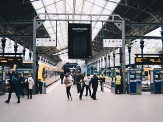 Renfe quiere aplicar en Portugal las mismas artes que le han aplicado a ella en España: operar sola